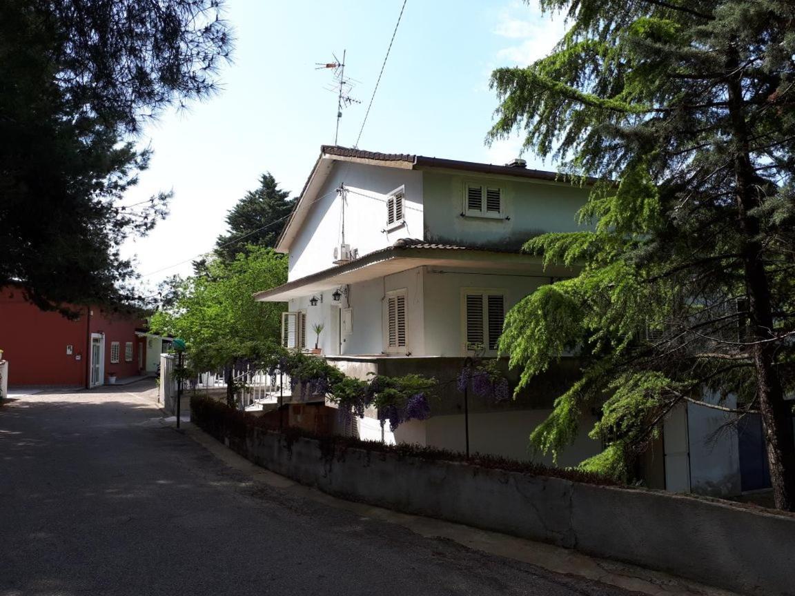 B&B Casa Di Laura Benevento Exterior foto